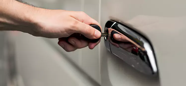 Why Choose Our Auto Locksmith Team in Waterbury, CT?